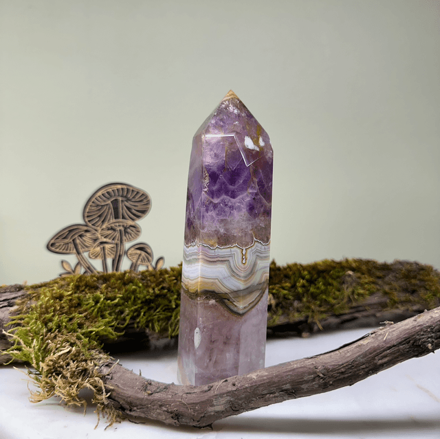Amethyst Mexican Lace Agate Tower