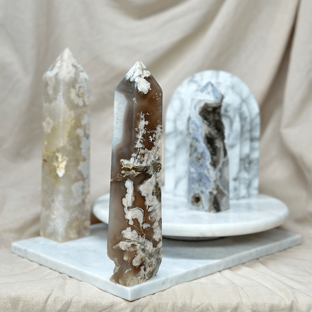 Black Flower Agate Tower
