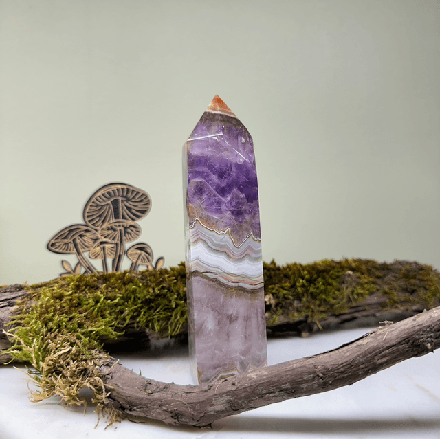 Amethyst Mexican Lace Agate Tower