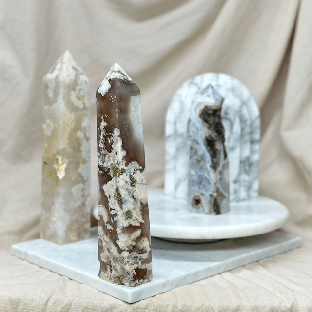 Black Flower Agate Tower