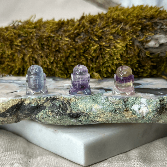 R2D2 Mini Fluorite Carving